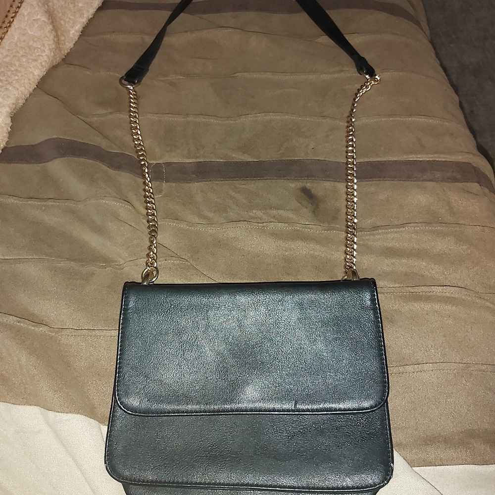 Black purse.